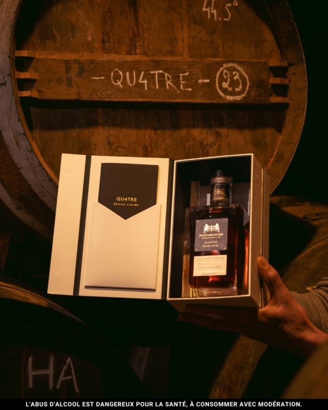 Édition limitée QU4TRE - un hommage à l'excellence 🥃

Célébrez 90 ans d’histoire et de passion avec QU4TRE, le premier-né d'une collection unique issu du prestigieux cru Grande Champagne. 
Ce cognac en édition limitée incarne l'art et le savoir-faire de la Maison Painturaud Frères, perfectionné depuis 4 générations.

📆 À découvrir ce samedi 30 novembre en avant première lors de notre vente privée annuelle, ou en cliquant sur le lien en bio

#limitededition #vintagecognac #cognactasting #cognac #cognaccollection #cognaccollector #spiritueux #spiritueuxfrancais #spirits #grandechampagne #cognaclover #cognaclife #charente #cognacmaville #discovercognac #destinationcognac #igerscognac